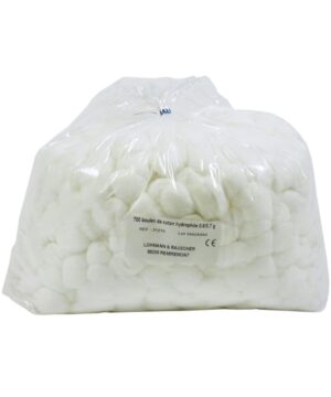 Ces boules de coton sont blanches et 100% coton hydrophile. Elles sont indiquées pour les soins de plaies superficielles, le nettoyage dermatologique et l’absorption des exsudats. Elles sont vendues par sachet de 500 boules de coton