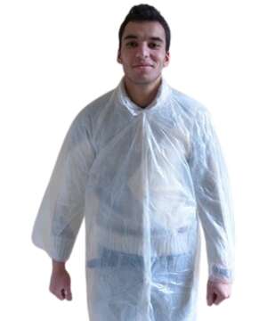 Cette blouse de protection jetable est en polyéthylène 18 microns, de couleur blanche avec fermeture à pressions. Sa taille est de 125x145cm et elle est vendue en sachet de 10 blouses.